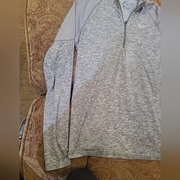 Nike Dri Fit mens pullover zipper long sleeve shirt - Picture 3 of 6